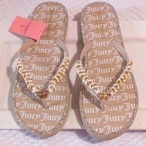 Gorgeous! Juicy Couture👑 Gold and White Sandals Chic Design